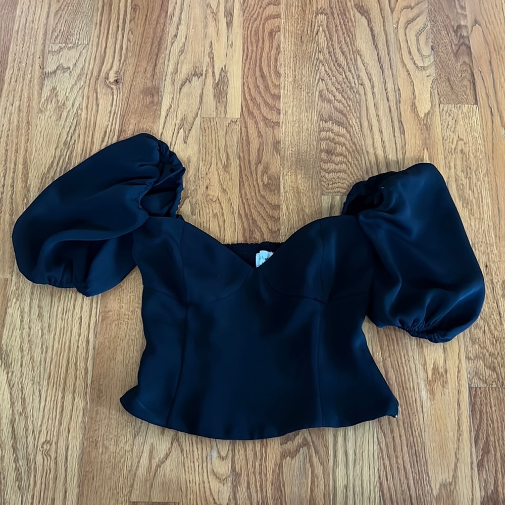 Aritzia Black Top